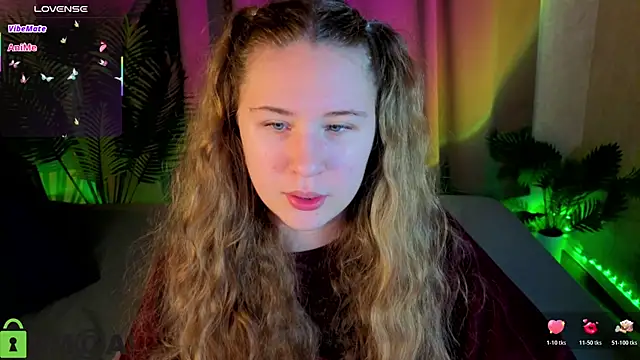 Elsie Cutties online show from May 24, 1:10 am