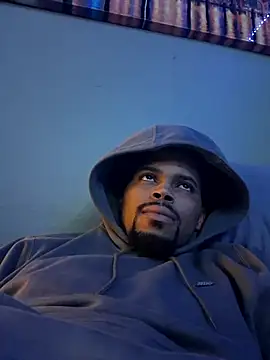 Snapshot of Painstickwes chatting on February 21, 7:42 am Painstickwes online show from February 21, 7:42 am