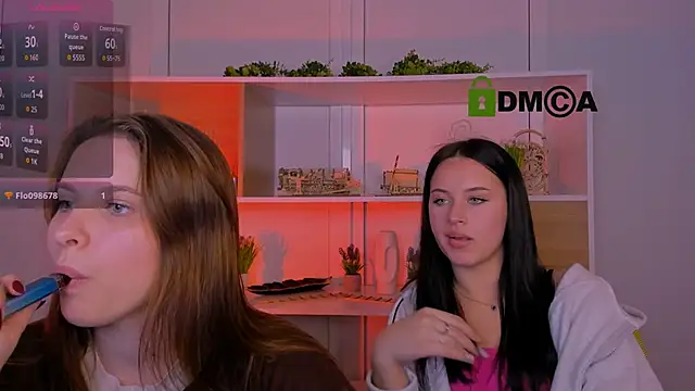 Snapshot of lola_swon chatting on October 15, 7:25 pm lola swon online show from October 15, 7:25 pm