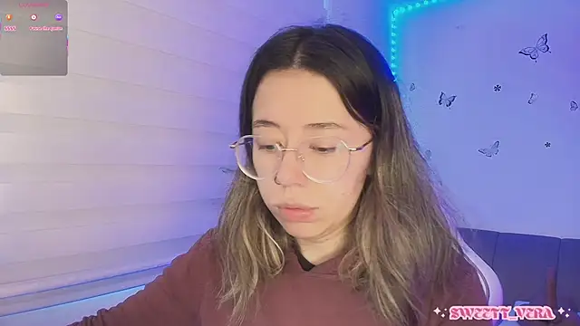 sweettvera online show from March 27, 1:44 pm