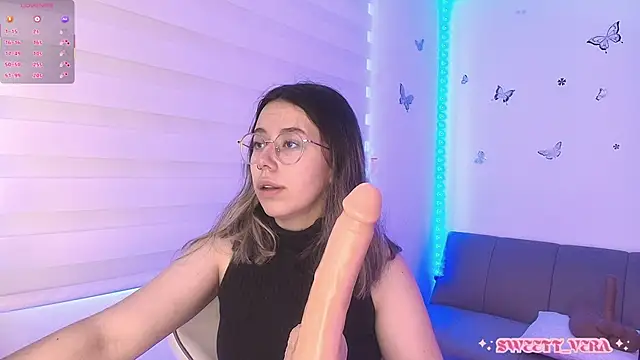 Snapshot of sweettvera chatting on April 25, 1:41 pm sweettvera online show from April 25, 1:41 pm
