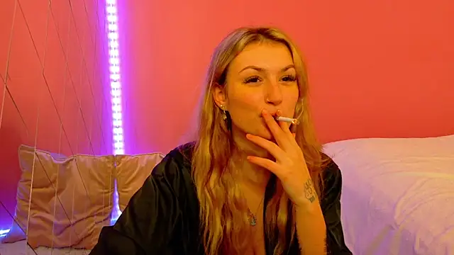 Anaayss  online show from December 1, 5:45 am