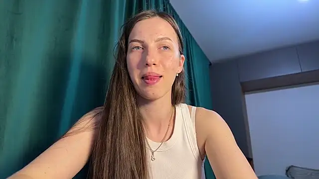 Snapshot of Prettyyy_Angel chatting on July 6, 7:38 pm Prettyyy Angel online show from July 6, 7:38 pm