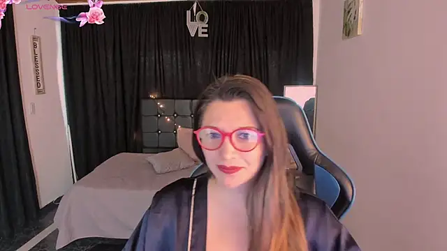 Hanna MA online show from November 8, 5:45 pm