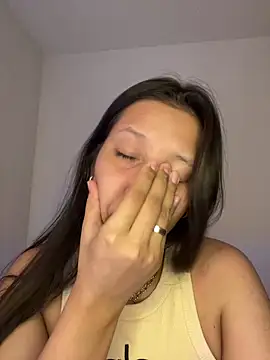 IsabellaJoness  online show from December 17, 8:04 pm