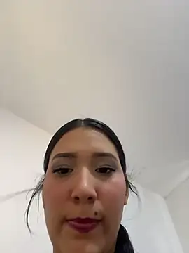 IsabellaJoness  online show from March 9, 5:06 pm