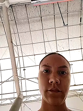 Mia-Reyes online show from October 29, 1:46 pm