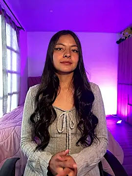 Fernanda hot  online show from January 8, 9:39 pm