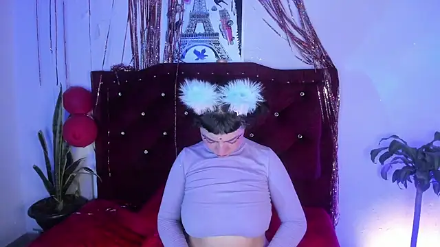 kitty  chs online show from February 28, 4:13 am