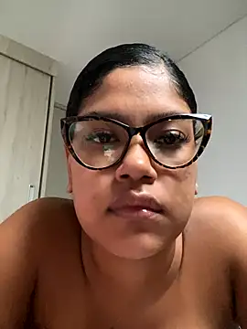 miiabrown18 online show from October 27, 11:36 am