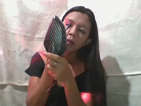 Kim25xxxx online show from October 26, 1:00 am