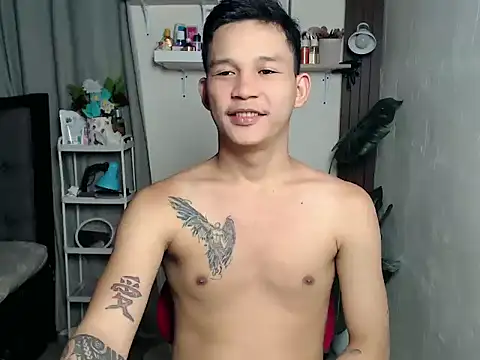 asianmonstercock05 online show from April 3, 8:01 am