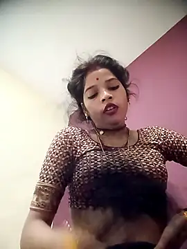 Snapshot of Mahek_love143 chatting on June 1, 11:17 pm Mahek love143 online show from June 1, 11:17 pm