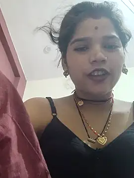 Snapshot of Mahek_love143 chatting on June 26, 11:53 pm Mahek love143 online show from June 26, 11:53 pm