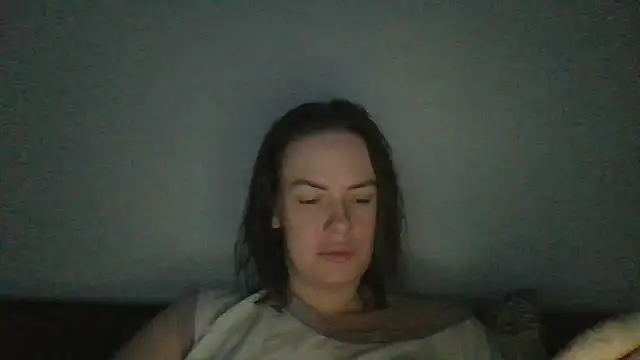 Snapshot of Veylonna chatting on November 8, 6:51 pm Veylonna online show from November 8, 6:51 pm