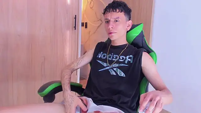 Skinny batman online show from October 16, 12:06 pm