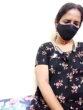 Snapshot of tamil_Boomika chatting on November 19, 3:06 am tamil Boomika online show from November 19, 3:06 am