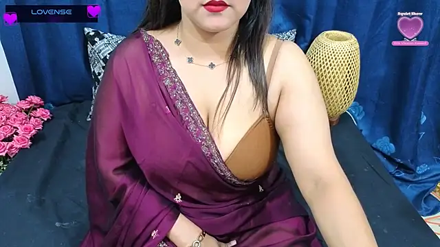 Sanvi-Queen online show from February 12, 6:25 pm