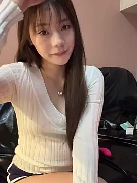 redrose520 online show from April 16, 12:39 pm