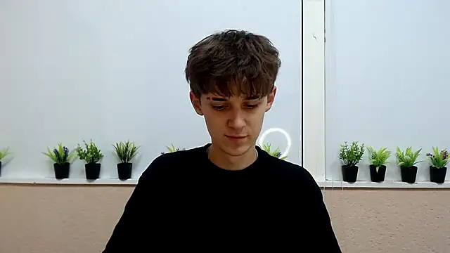 Snapshot of Hoot_Dude_ chatting on October 18, 1:34 pm Hoot Dude  online show from October 18, 1:34 pm