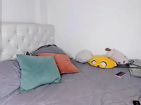 Snapshot of sunnymoonn_1 chatting on October 30, 4:03 am sunnymoonn 1 online show from October 30, 4:03 am