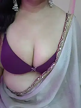 Snapshot of Sakshi-11 chatting on July 7, 11:31 pm Sakshi-11 online show from July 7, 11:31 pm