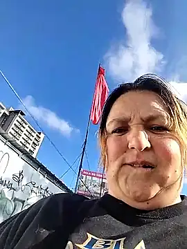 Snapshot of SweetRouse__ chatting on January 7, 1:02 pm SweetRouse online show from January 7, 1:02 pm