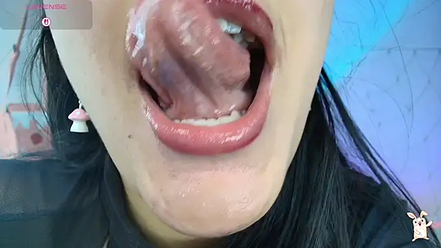 Snapshot of Hinata_21_ chatting on October 2, 1:29 pm Hinata 21  online show from October 2, 1:29 pm