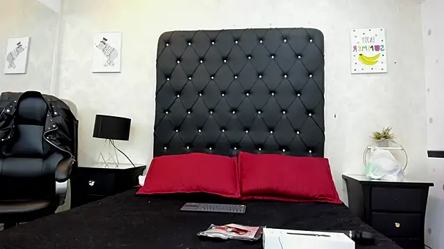 alana johnson 0 online show from May 22, 12:22 pm