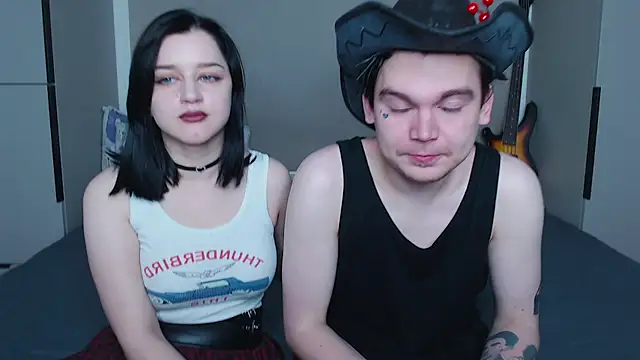 Snapshot of jackoffjillss chatting on October 3, 6:16 pm jackoffjillss online show from October 3, 6:16 pm