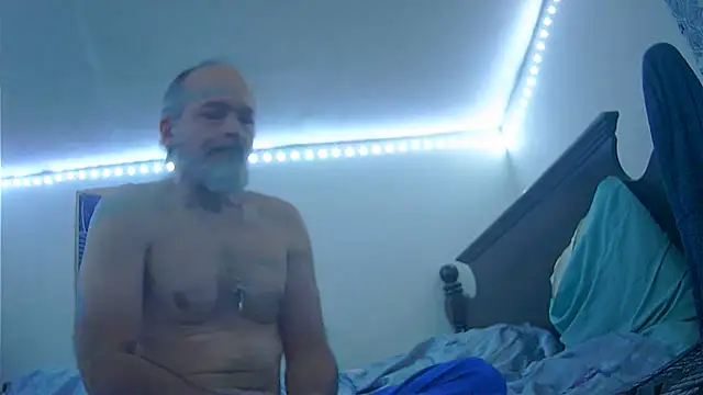 HippieDad333 online show from December 21, 10:28 pm