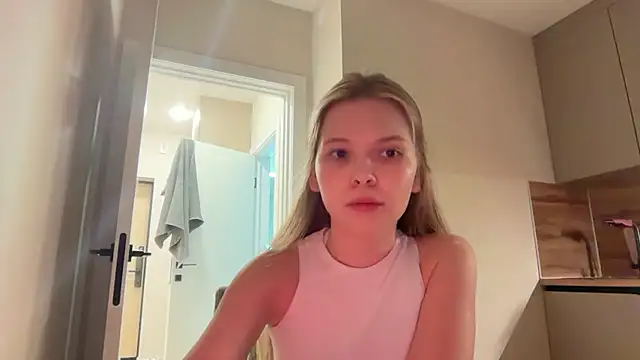 CandysRose online show from May 13, 7:33 pm