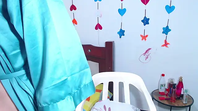 lorenacapelli online show from April 12, 12:32 pm