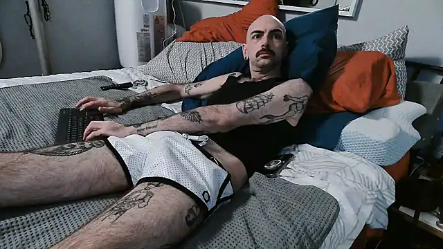 Snapshot of hungbot chatting on October 7, 6:21 am hungbot online show from October 7, 6:21 am