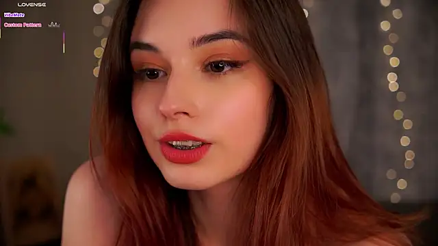 LunaraRada online show from March 22, 3:37 pm