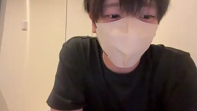 Snapshot of tora3220 chatting on July 1, 4:25 am tora3220 online show from July 1, 4:25 am