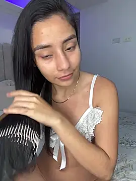 Snapshot of ISABELFORYOU1 chatting on February 25, 12:09 am ISABELFORYOU1 online show from February 25, 12:09 am