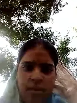 Snapshot of Cuty_nensi chatting on October 9, 8:01 am Cuty nensi online show from October 9, 8:01 am