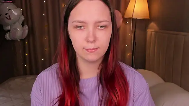 Monica  Queen online show from April 7, 5:19 am