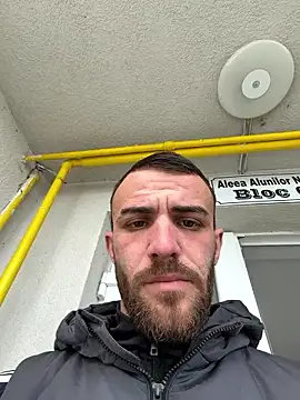 Snapshot of sexyman1936 chatting on February 22, 10:58 am sexyman1936 online show from February 22, 10:58 am