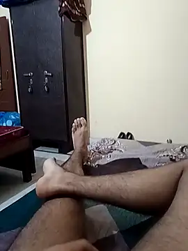 Snapshot of fuckherboi chatting on October 7, 5:21 pm fuckherboi online show from October 7, 5:21 pm