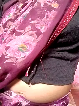 Snapshot of Hot_rieal6 chatting on March 19, 8:07 am Hot rieal6 online show from March 19, 8:07 am