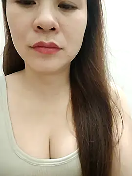 Girl Shy2000 online show from October 17, 5:04 pm