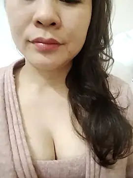 Girl Shy2000 online show from February 13, 5:36 am