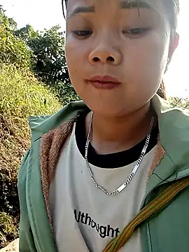 Snapshot of Samyy_xx chatting on January 18, 2:04 am Samyy xx online show from January 18, 2:04 am