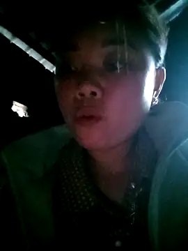 Snapshot of Samyy_xx chatting on February 3, 9:14 am Samyy xx online show from February 3, 9:14 am