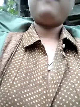 Snapshot of Samyy_xx chatting on February 10, 10:41 am Samyy xx online show from February 10, 10:41 am