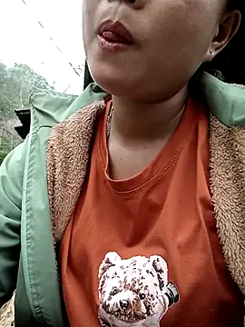 Snapshot of Samyy_xx chatting on February 12, 4:29 am Samyy xx online show from February 12, 4:29 am