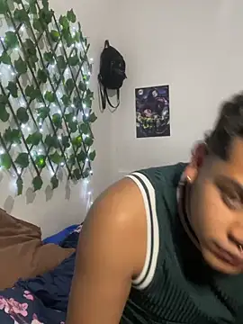 Snapshot of AaronMars_ chatting on October 11, 5:11 pm AaronMars  online show from October 11, 5:11 pm