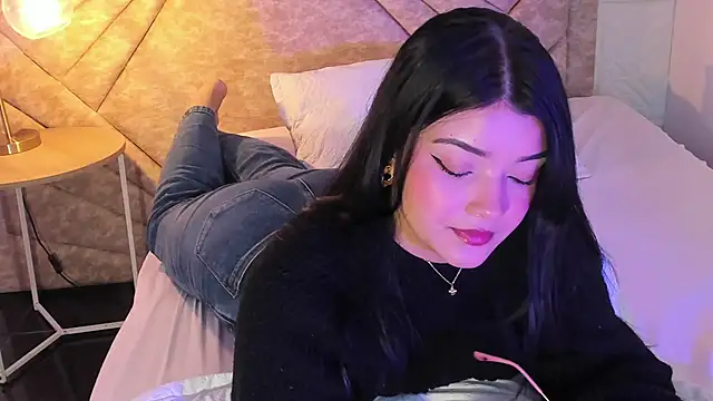 EmmaBlossom online show from March 11, 1:39 pm